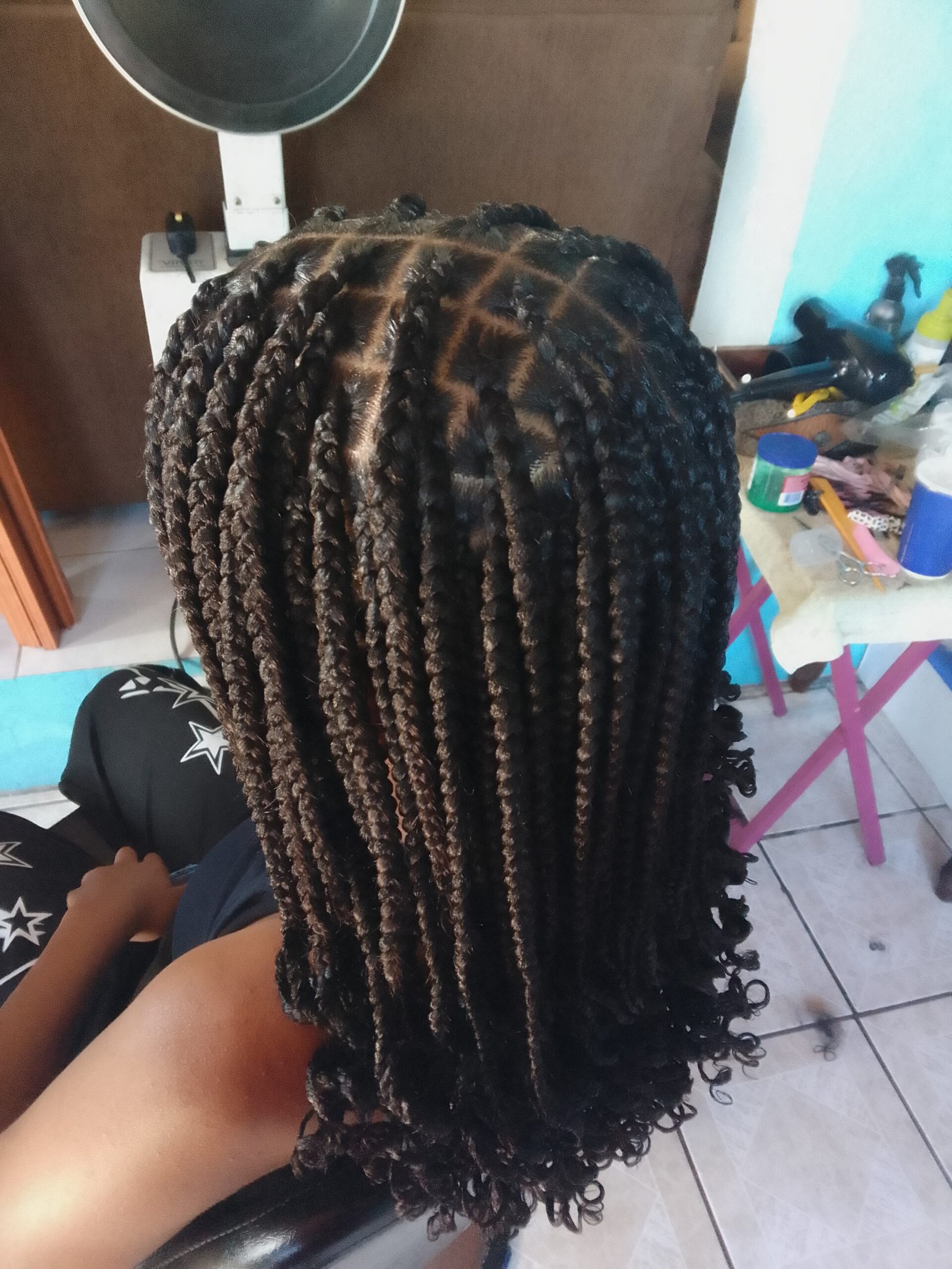 Knotless